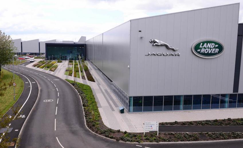 Завод Jaguar Land Rover Castle Bromwich останется закрытым до августа