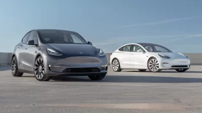 Tesla Model Y Performance против Model 3 Performance в дрэг-рейсинге